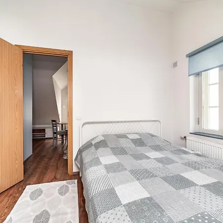 For Four With Free Parking Apartman *