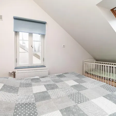 For Four With Free Parking 아파트 *