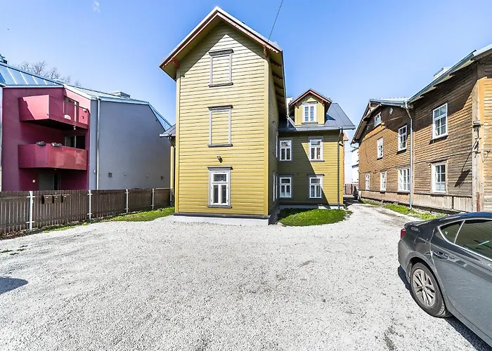 Apartment For Four With Free Parking