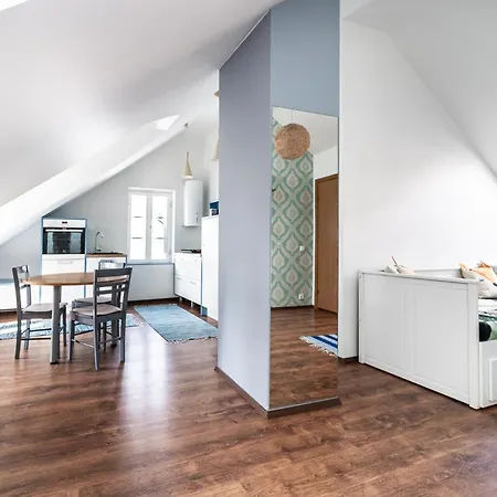 For Four With Free Parking * 塔林