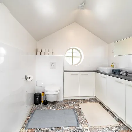 公寓 For Four With Free Parking 塔林